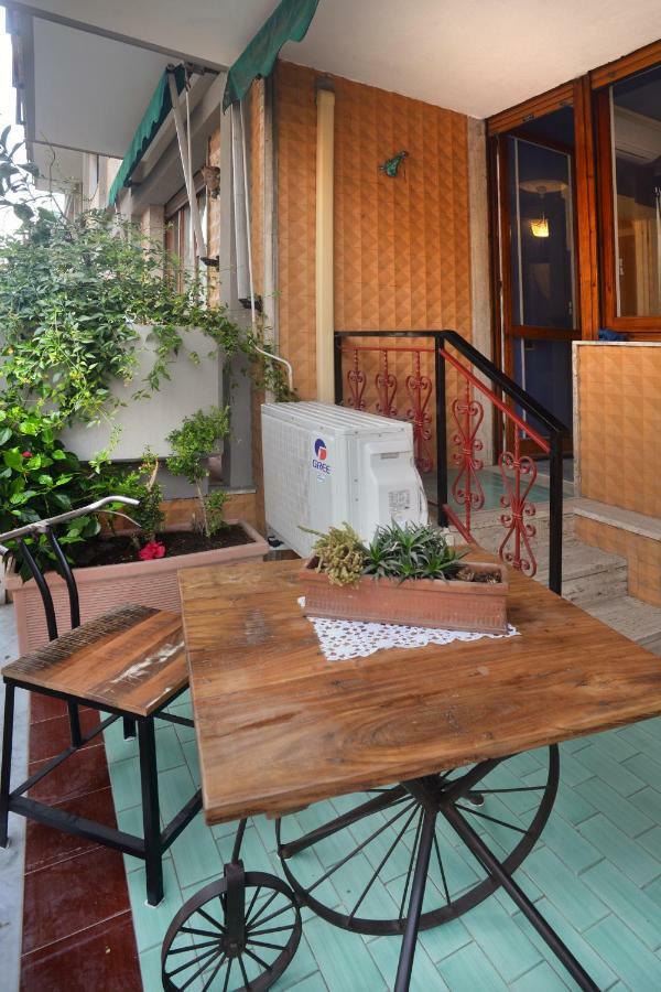 Donna Filomena Casa Vacanza Di Charme Salerno Exterior photo